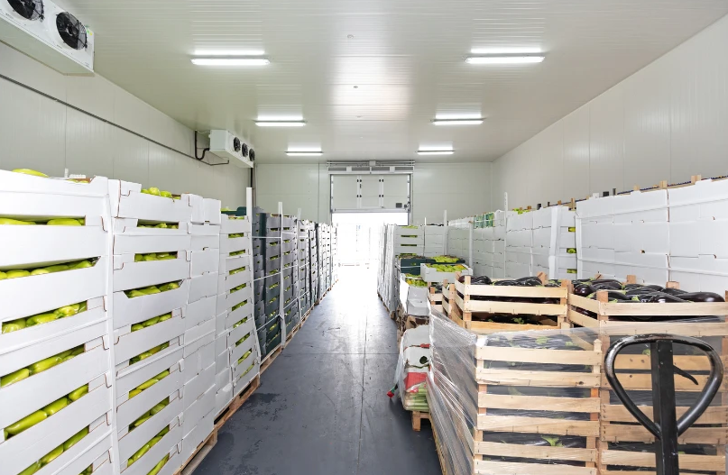 Pack houses cold storage